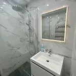 Superbe 2p Proche Plages - Piscine شقة جوان ليه باه